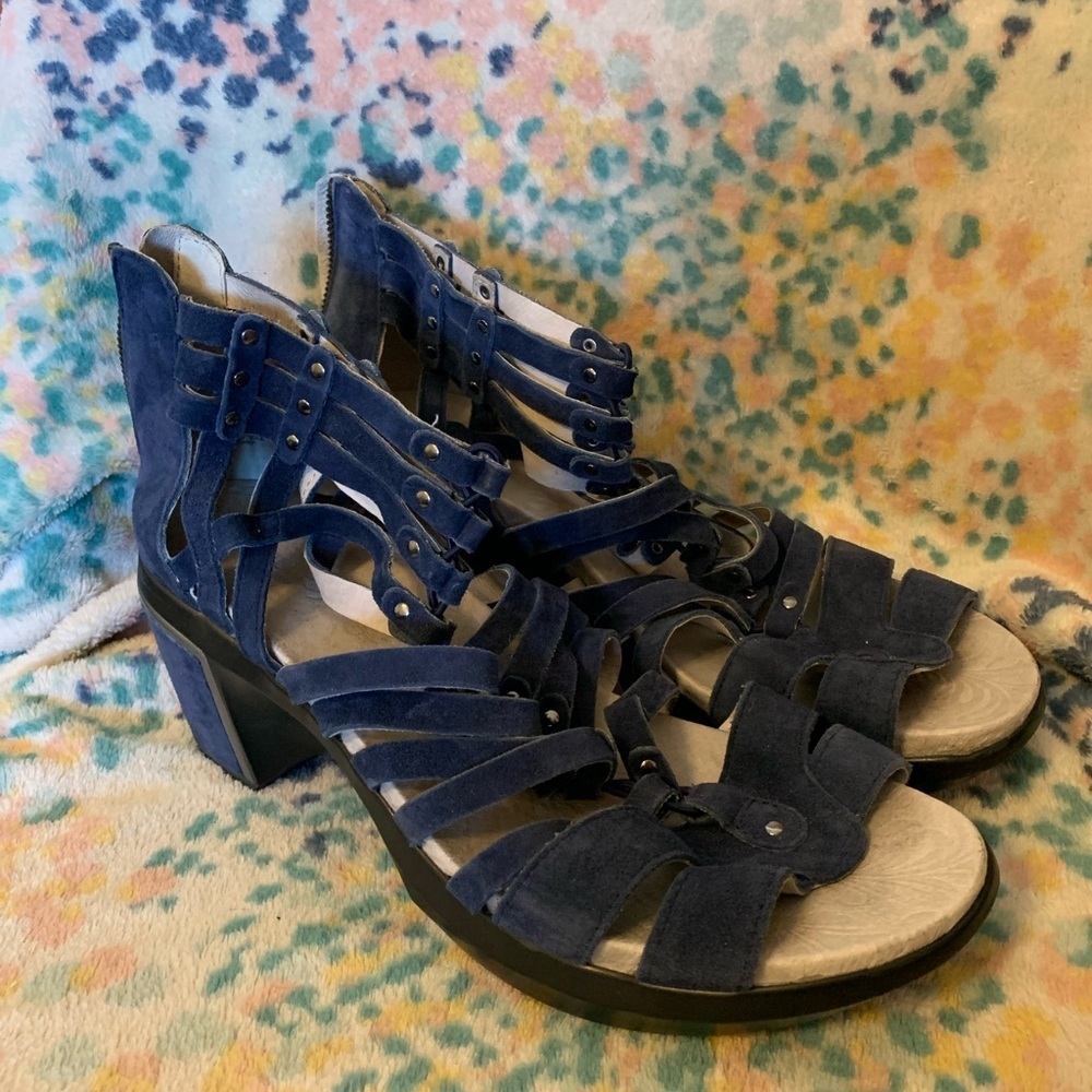 Jambu Sugar Too Blue Caged Sandal Size 11M